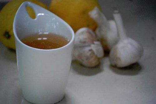 Преимущества пить чай с чесноком каждое утро